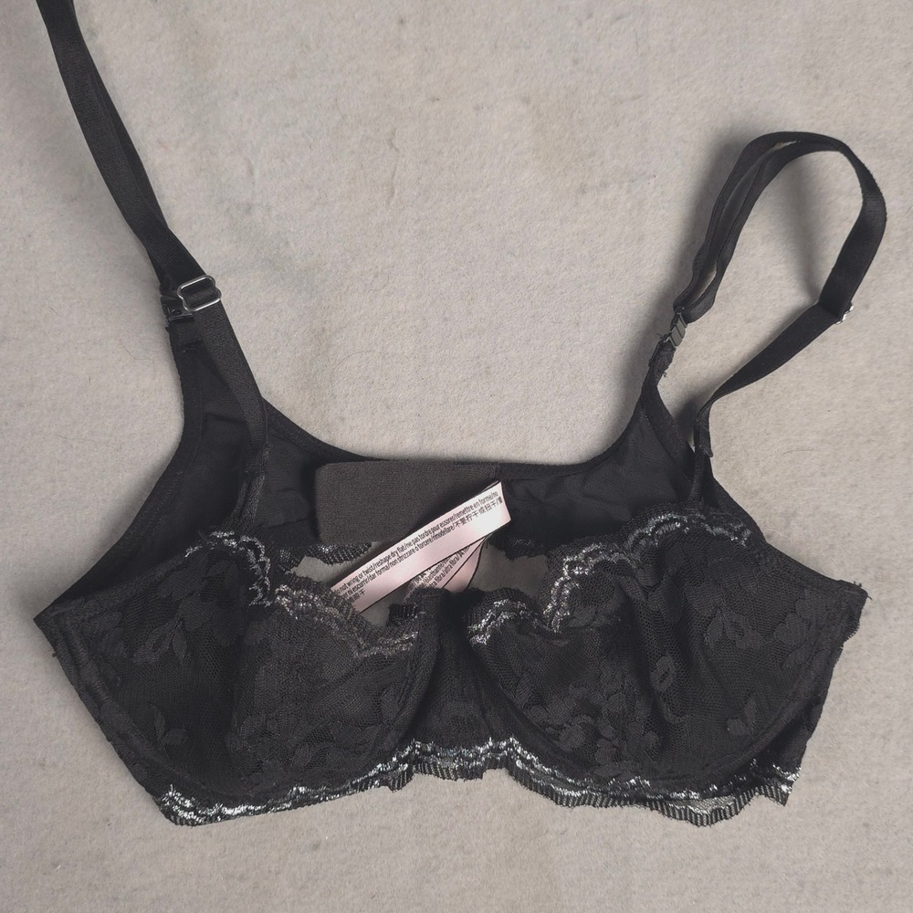 Victoria's Secret Dream Angels Push-Up‎ Bra Lace Trim Black 32C